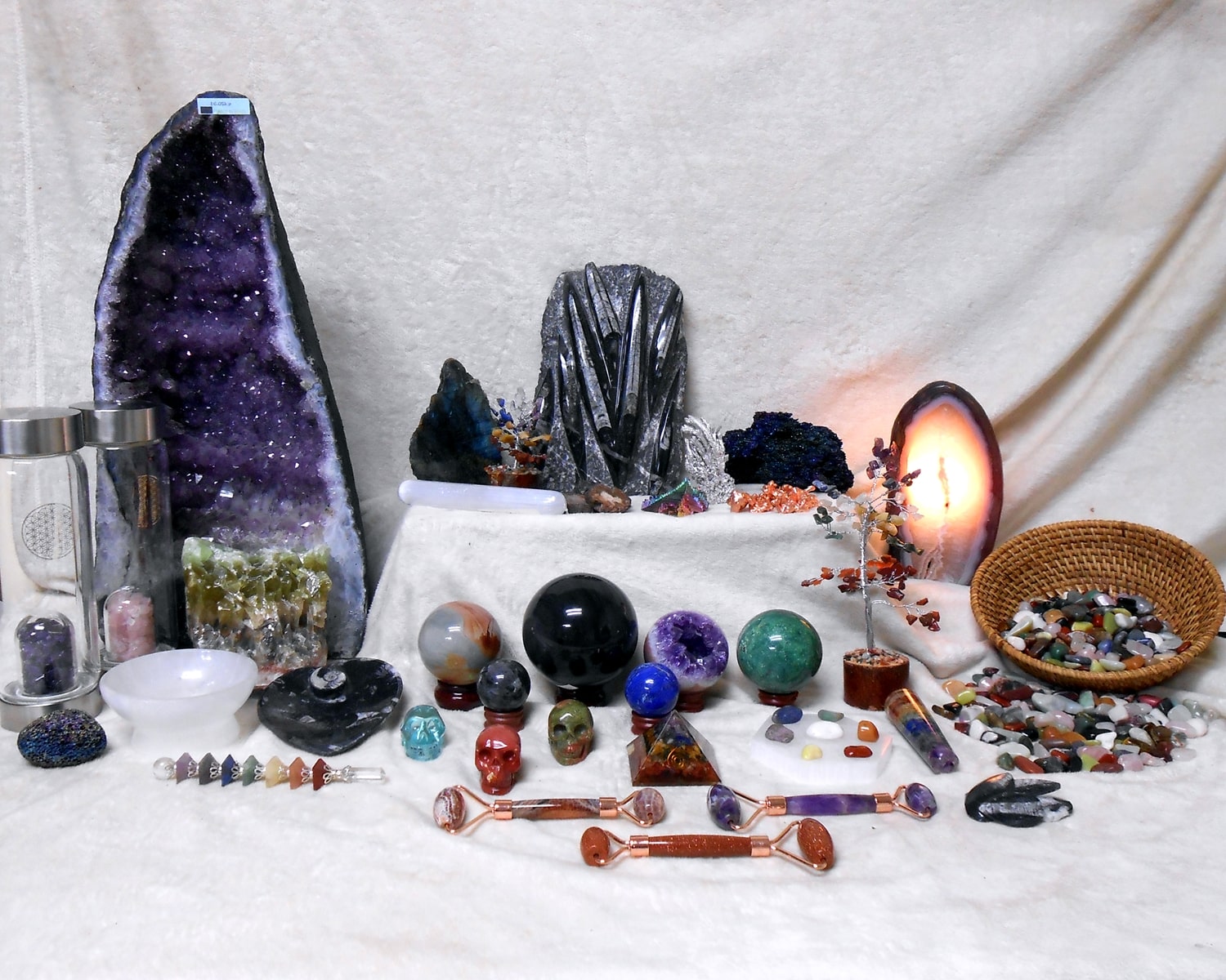 Store for Stones, Gems and Rocks in Michigan and Indiana - SleepingTigerImports.com